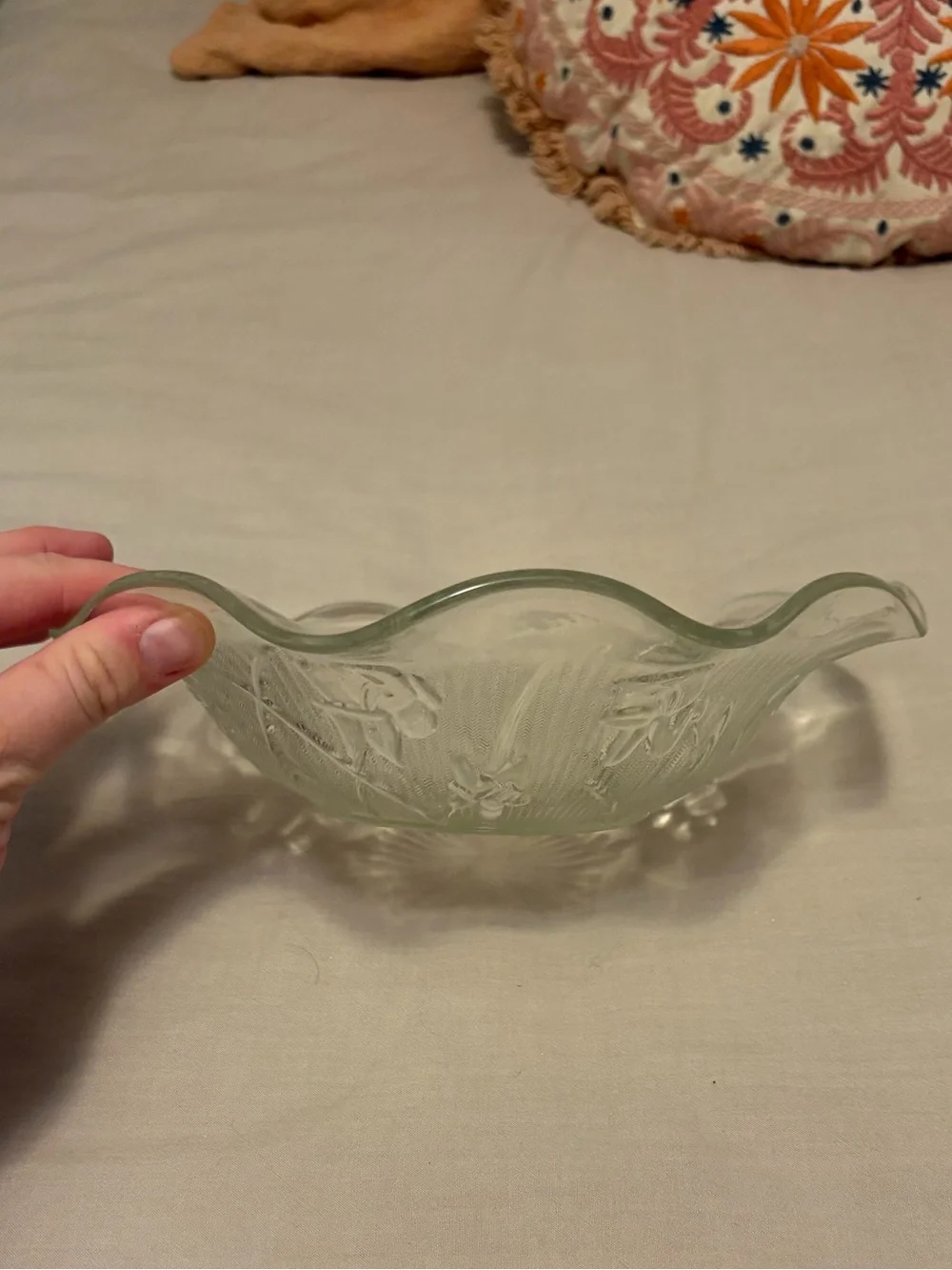 Vintage Jeannette Glass Iris &Herringbone depression glass ruffled serving bowl
